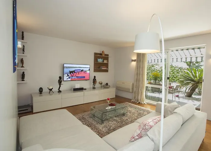 Deluxe Lea With Large Garden Apartamento Split