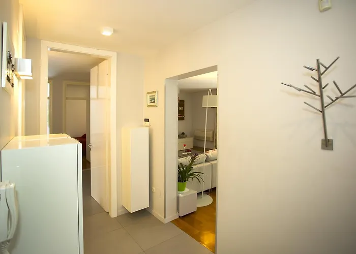 Deluxe Lea With Large Garden * Split