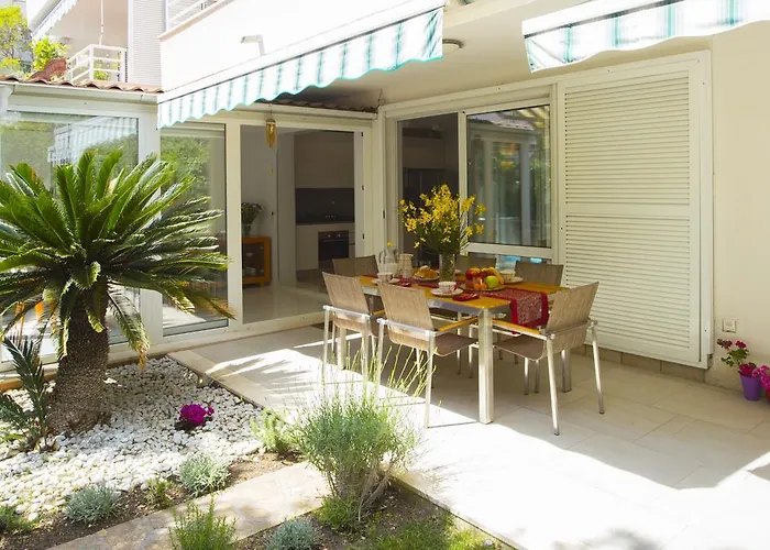 Deluxe Lea With Large Garden Lägenhet Split